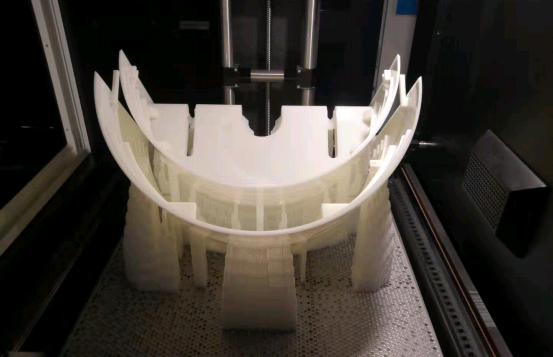 為什么要選擇SLA 3D打印機(jī)？使用SLA 3D打印機(jī)的好處有哪些？
